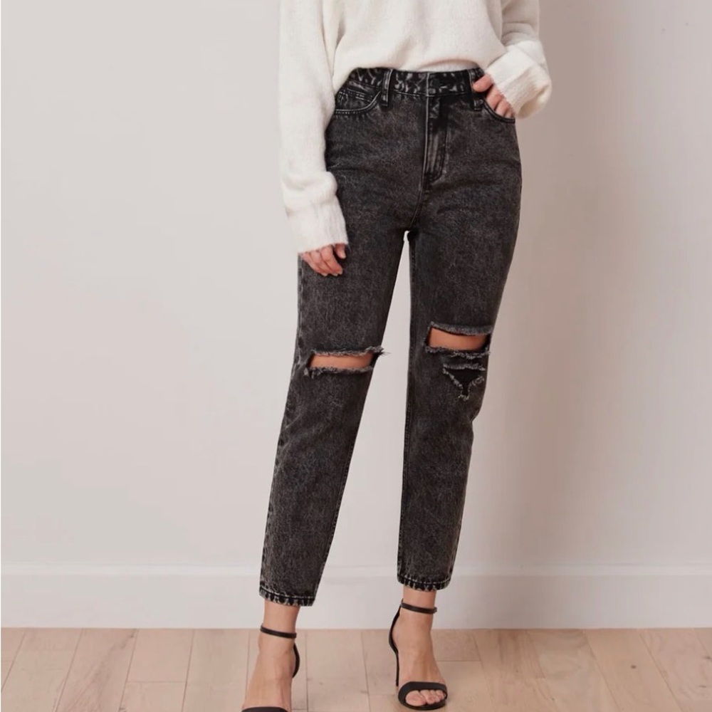BNWT Yoga Jeans MALIA RELAXED JEANS / CHRISSY Women's Black Distressed Jeans
